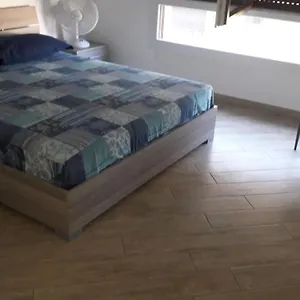 appartamento-condominio-paola.hotelitalianriviera.com/